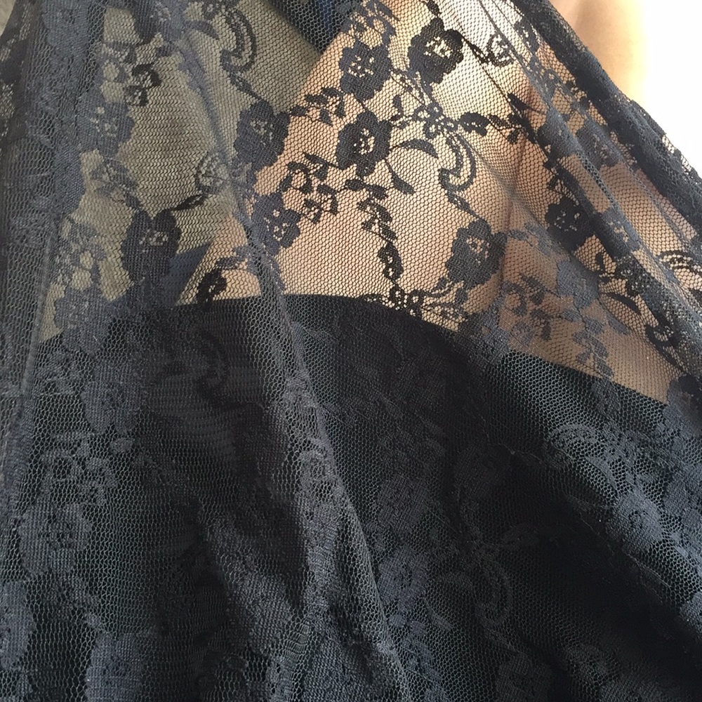 Lace black dress - Picture 3 of 3